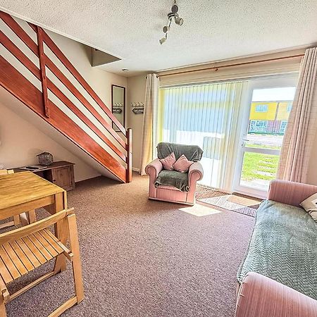 Lovely 4 Berth Chalet To Hire In Hemsby Nearby The Beach Ref 18177B Экстерьер фото