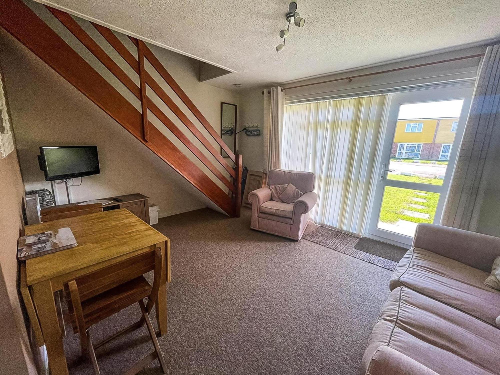 Lovely 4 Berth Chalet To Hire In Hemsby Nearby The Beach Ref 18177B Экстерьер фото